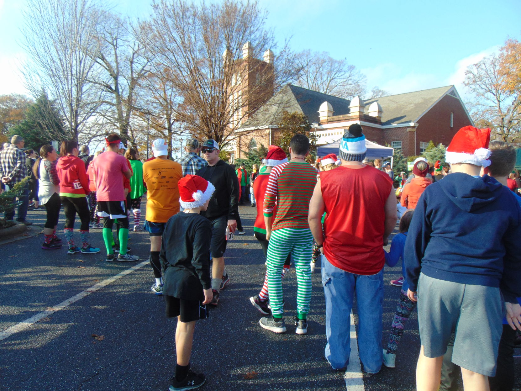 Jingle Run 5K (1).JPG